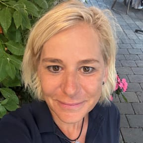 Martina Schneider, Autorin